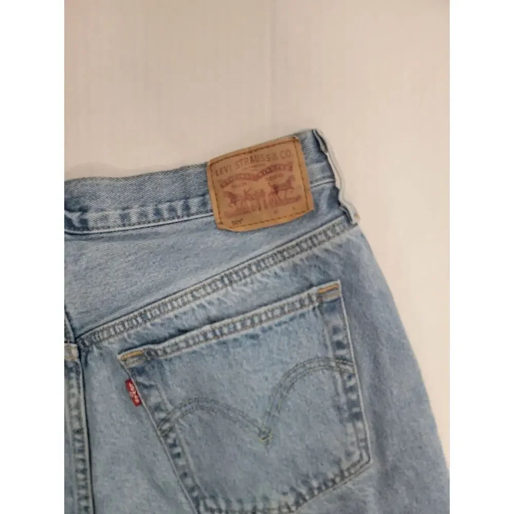 Levis 501 Denim Shorts Womens SZ 31 Cutoff Button Fly Frayed Blue 100% Cotton